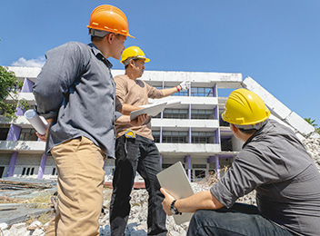 Servicios y construcciones